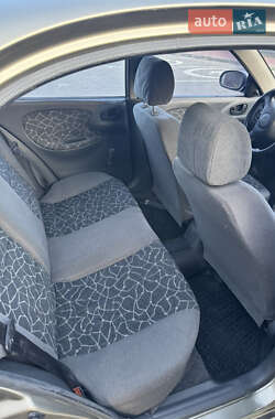 Седан Daewoo Lanos 2003 в 
