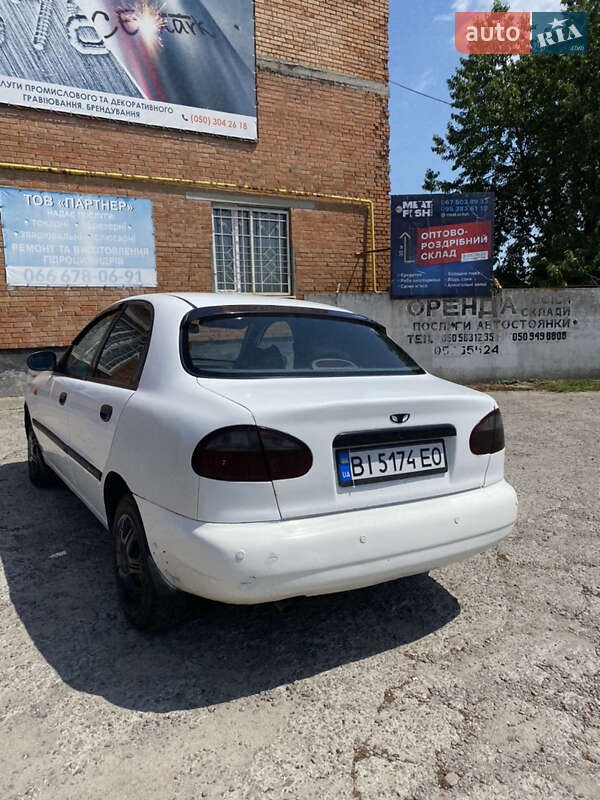 Седан Daewoo Lanos 2003 в Полтаве