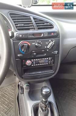 Седан Daewoo Lanos 2004 в 
