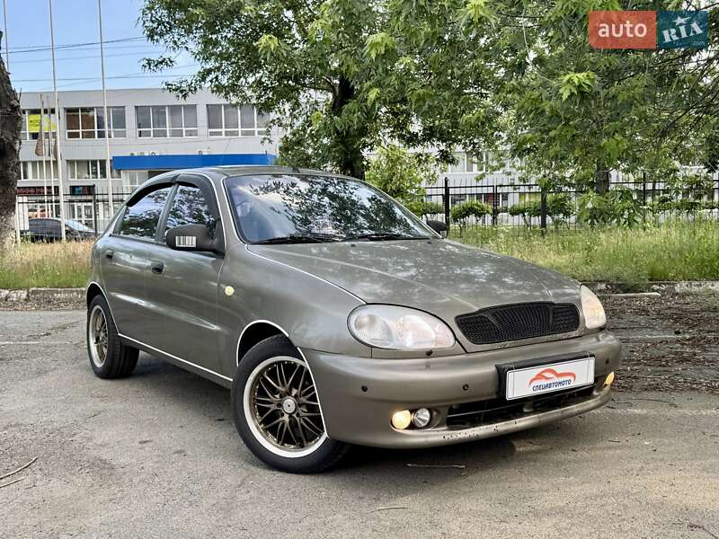Daewoo Lanos 2012