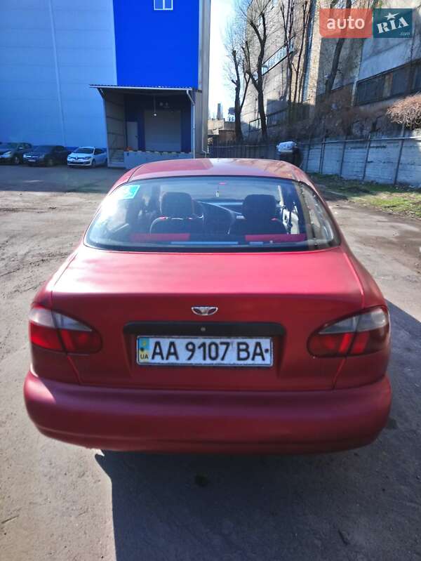 Седан Daewoo Lanos 2005 в Киеве