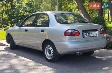 Седан Daewoo Lanos 2008 в 
