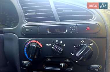 Седан Daewoo Lanos 2002 в 