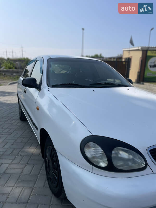 Хэтчбек Daewoo Lanos 1999 в Черкассах