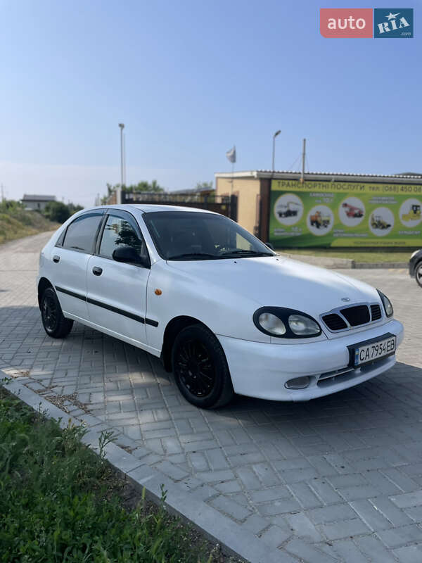 Хэтчбек Daewoo Lanos 1999 в Черкассах
