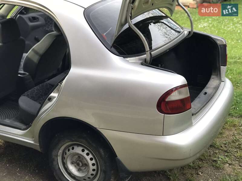 Седан Daewoo Lanos 2004 в Ивано-Франковске фото 3 Седан Daewoo Lanos 2004 в Ивано-Франковске
