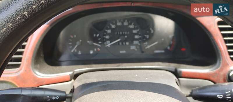 Седан Daewoo Lanos 2006 в Чорнобаї