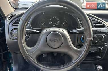 Седан Daewoo Lanos 2002 в 