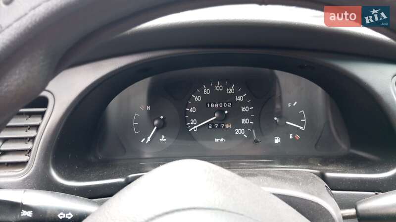 Седан Daewoo Lanos 1998 в Хмельницком