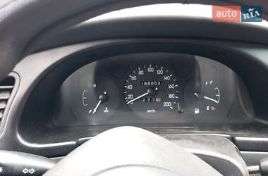 Седан Daewoo Lanos 1998 в 
