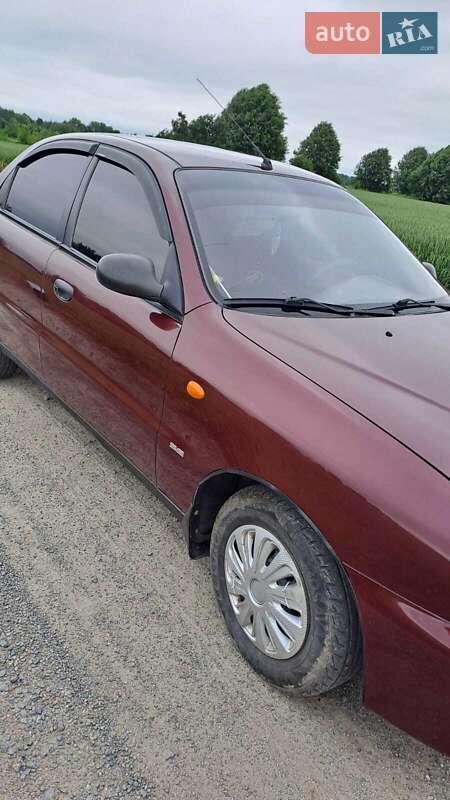 Седан Daewoo Lanos 2008 в Мирополе