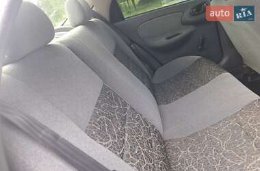 Седан Daewoo Lanos 2004 в 