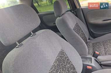 Седан Daewoo Lanos 2004 в 