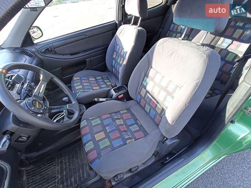 Хэтчбек Daewoo Lanos 2003 в Киеве