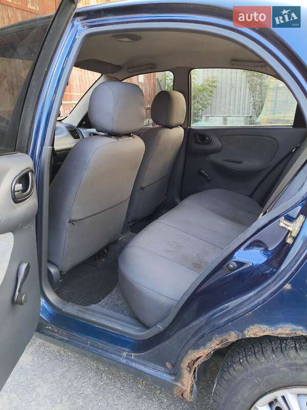 Седан Daewoo Lanos 2005 в Києві