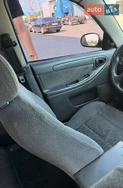 Седан Daewoo Lanos 1998 в 