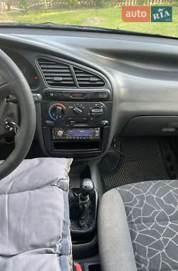 Седан Daewoo Lanos 2001 в 