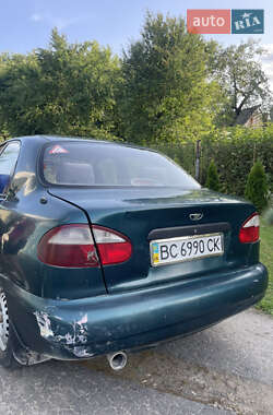 Седан Daewoo Lanos 2001 в 