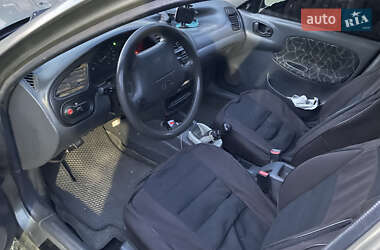 Седан Daewoo Lanos 2004 в Петровому