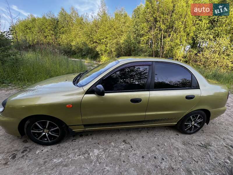 Седан Daewoo Lanos 2007 в Солотвине