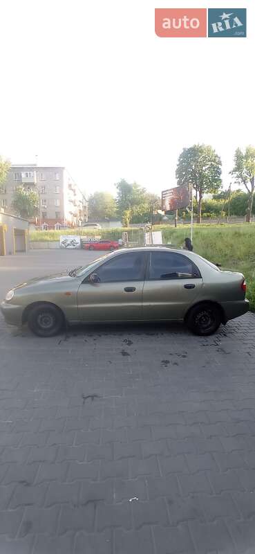 Седан Daewoo Lanos 2002 в Каменском