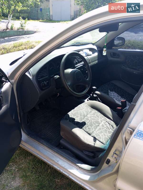 Хэтчбек Daewoo Lanos 2003 в Городке
