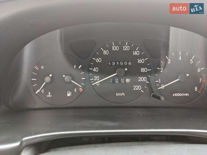 Седан Daewoo Lanos 2005 в Новояворовске