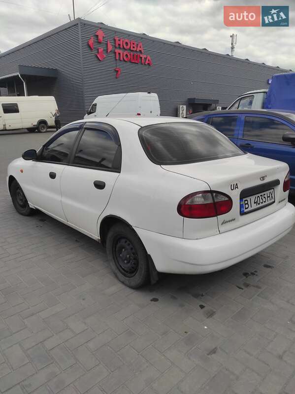Седан Daewoo Lanos 2003 в Кременчуге