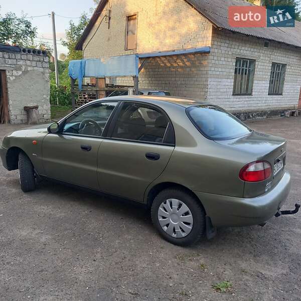 Седан Daewoo Lanos 2003 в Львове