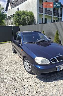Седан Daewoo Lanos 2003 в Рахові