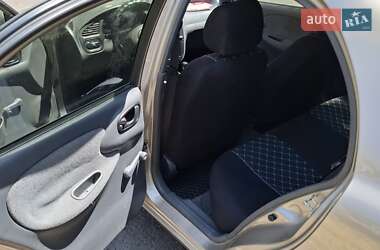 Седан Daewoo Lanos 2008 в 