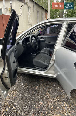 Седан Daewoo Lanos 2004 в 