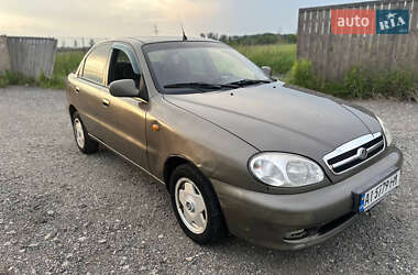 Седан Daewoo Lanos 2012 в 