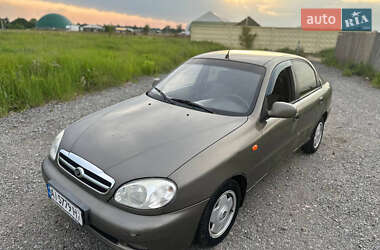 Седан Daewoo Lanos 2012 в 