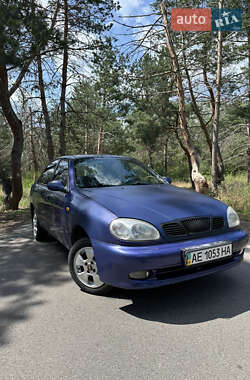 Седан Daewoo Lanos 1999 в Дніпрі