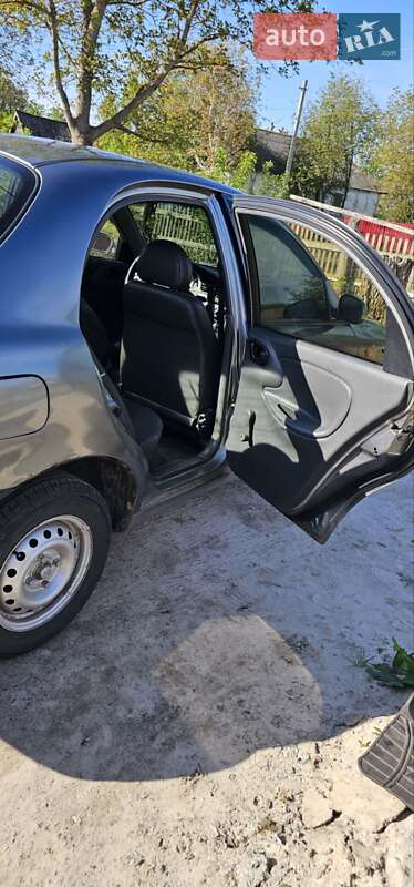 Седан Daewoo Lanos 1998 в Бердичеві
