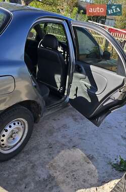 Седан Daewoo Lanos 1998 в 