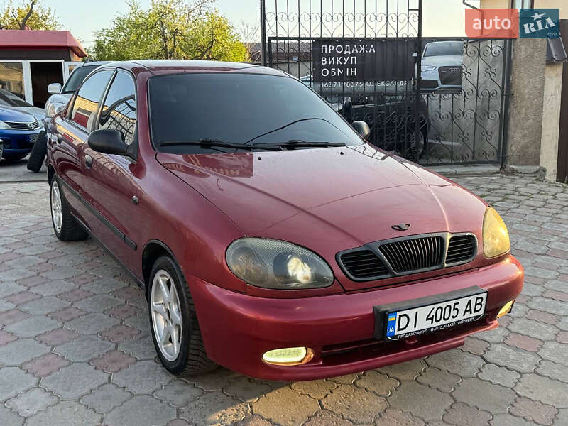Седан Daewoo Lanos 2002 в Николаеве