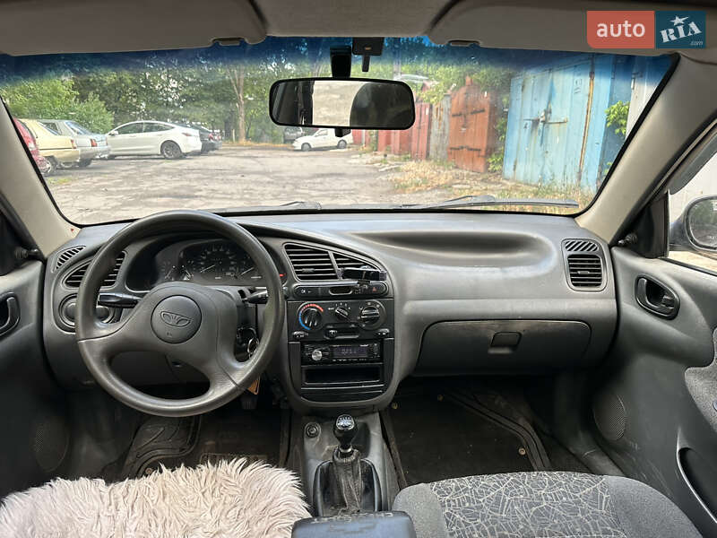 Седан Daewoo Lanos 2004 в Днепре