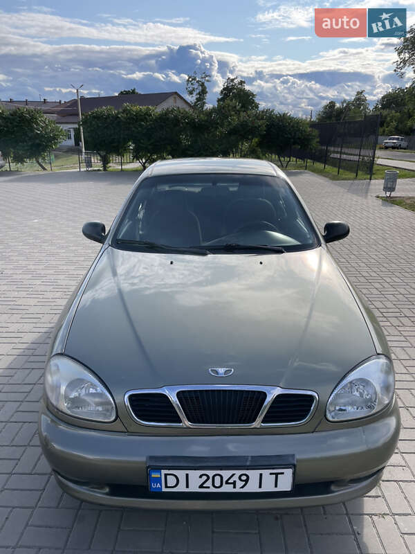 Седан Daewoo Lanos 2002 в Близнюках