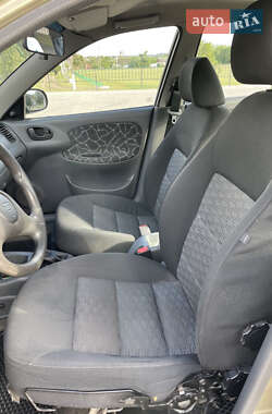 Седан Daewoo Lanos 2002 в 