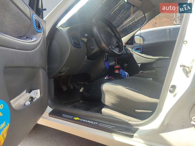 Седан Daewoo Lanos 2011 в Вишневом фото 11 Седан Daewoo Lanos 2011 в Вишневом