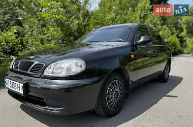Седан Daewoo Lanos 2009 в Снятине