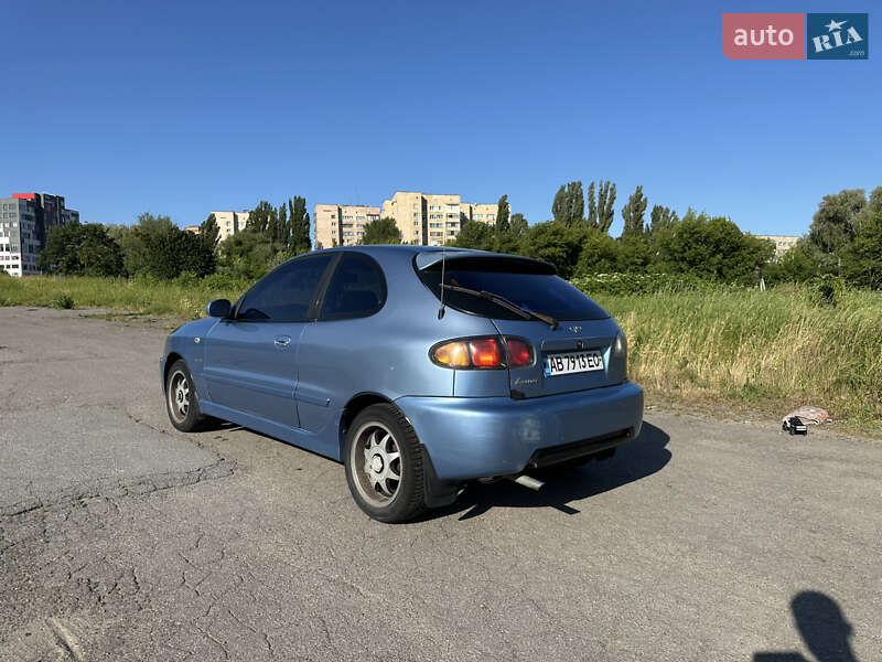 Хэтчбек Daewoo Lanos 2003 в Виннице