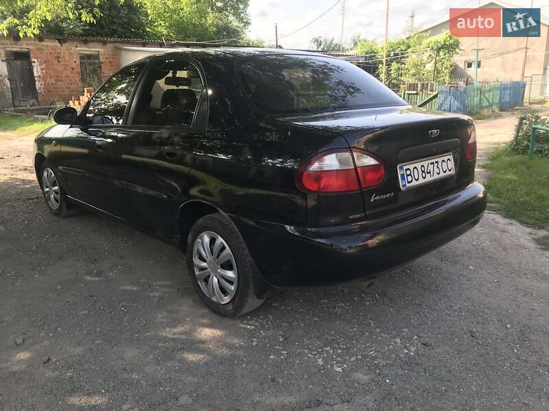 Седан Daewoo Lanos 2008 в Гусятині