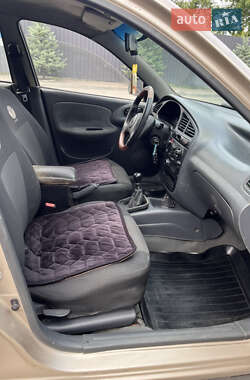 Хэтчбек Daewoo Lanos 2009 в 