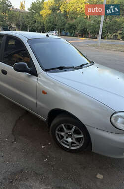 Седан Daewoo Lanos 2004 в Миколаєві