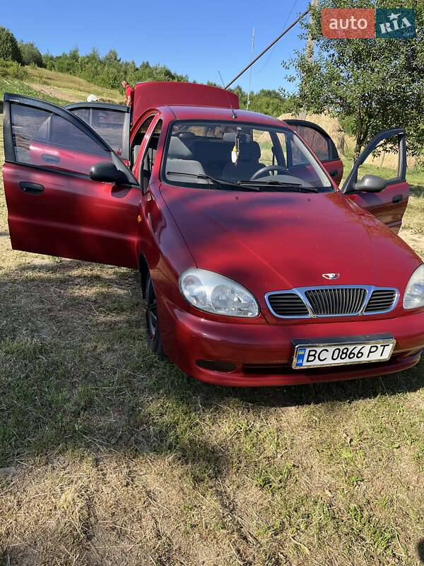 Седан Daewoo Lanos 2008 в Стрые