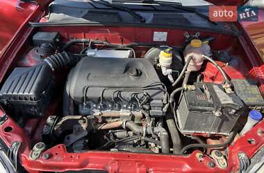 Седан Daewoo Lanos 2008 в Стрые