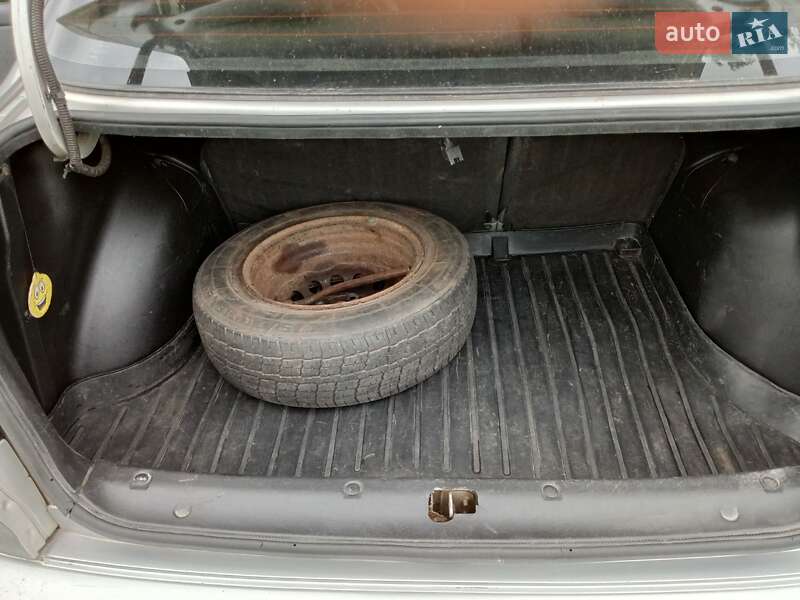 Седан Daewoo Lanos 2005 в Сумах